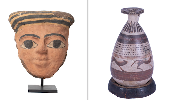 Máscara funeraria egipcia y Alabastron corintio
